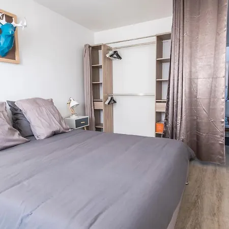 Cosy Face A La Basilique Saint Remi Apartament