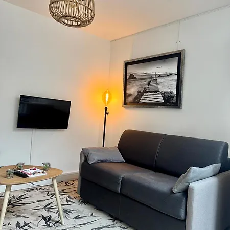 Apartament Cosy Face A La Basilique Saint Remi Reims